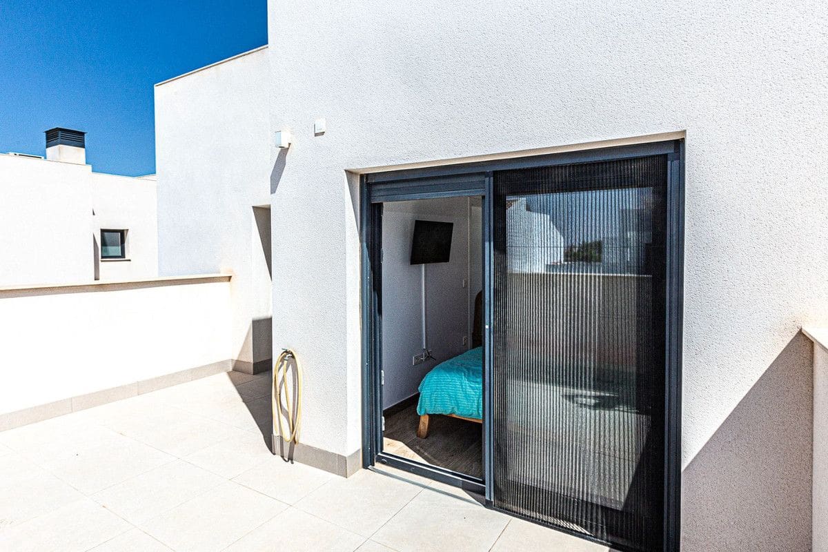 3 soverom Villa til salgs i Rojales - € 425 000 (Ref: 10017860)