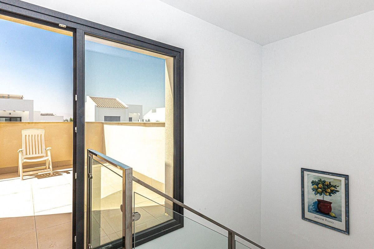 3 soverom Villa til salgs i Rojales - € 425 000 (Ref: 10017860)
