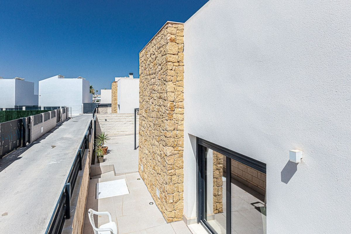 3 soverom Villa til salgs i Rojales - € 425 000 (Ref: 10017860)