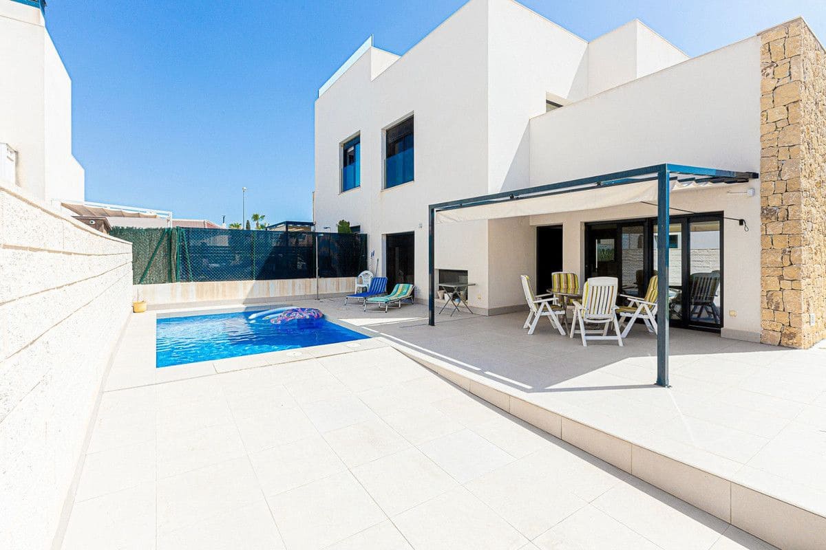 3 soverom Villa til salgs i Rojales - € 425 000 (Ref: 10017860)