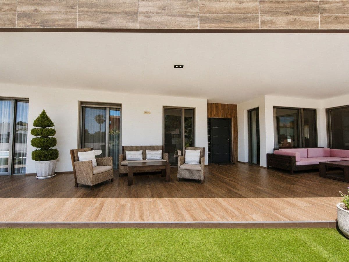 5 slaapkamer Villa te koop in Santa Pola met zwembad - € 1.190.000 (Ref: 10017861)