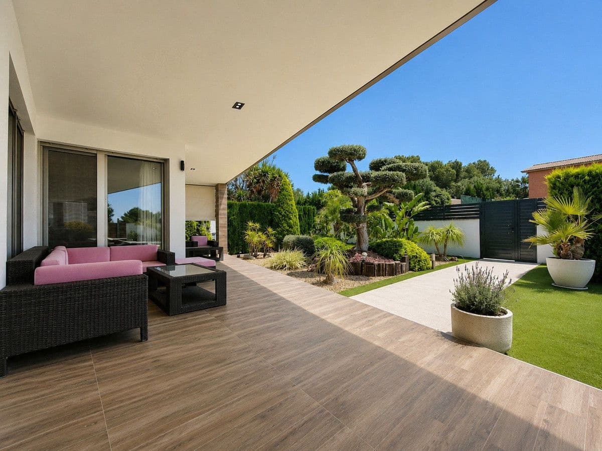 5 slaapkamer Villa te koop in Santa Pola met zwembad - € 1.190.000 (Ref: 10017861)