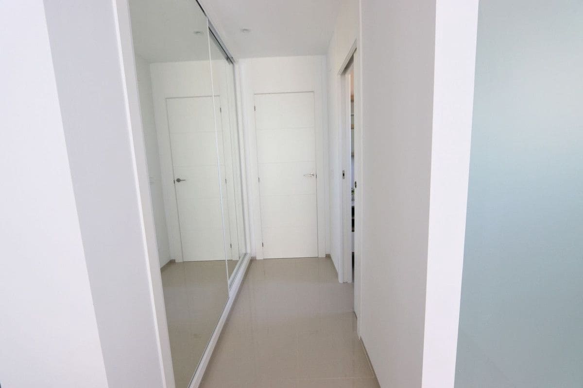 4 quarto Moradia para venda em Los Alcazares com piscina - 650 000 € (Ref: 10017862)
