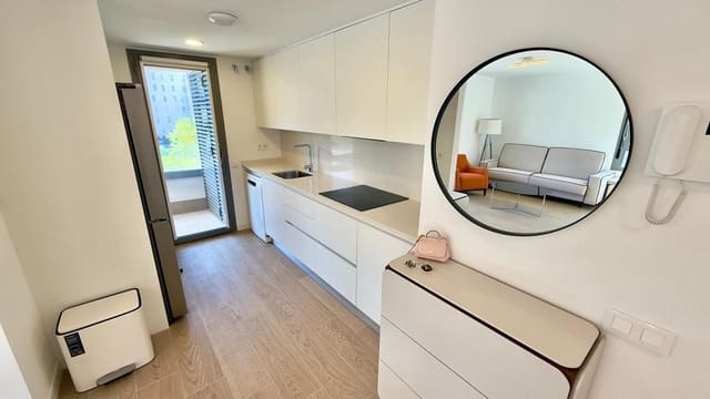 3 soveværelse Lejlighed til salg i Mercado, Alicante by - € 539.000 (Ref: 10017865)