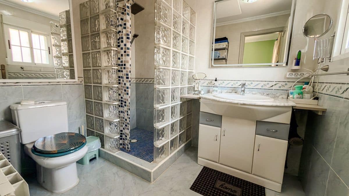 3 makuuhuone Huvila myytävänä paikassa Catral mukana uima-altaan - 585 500 € (Ref: 10017867)