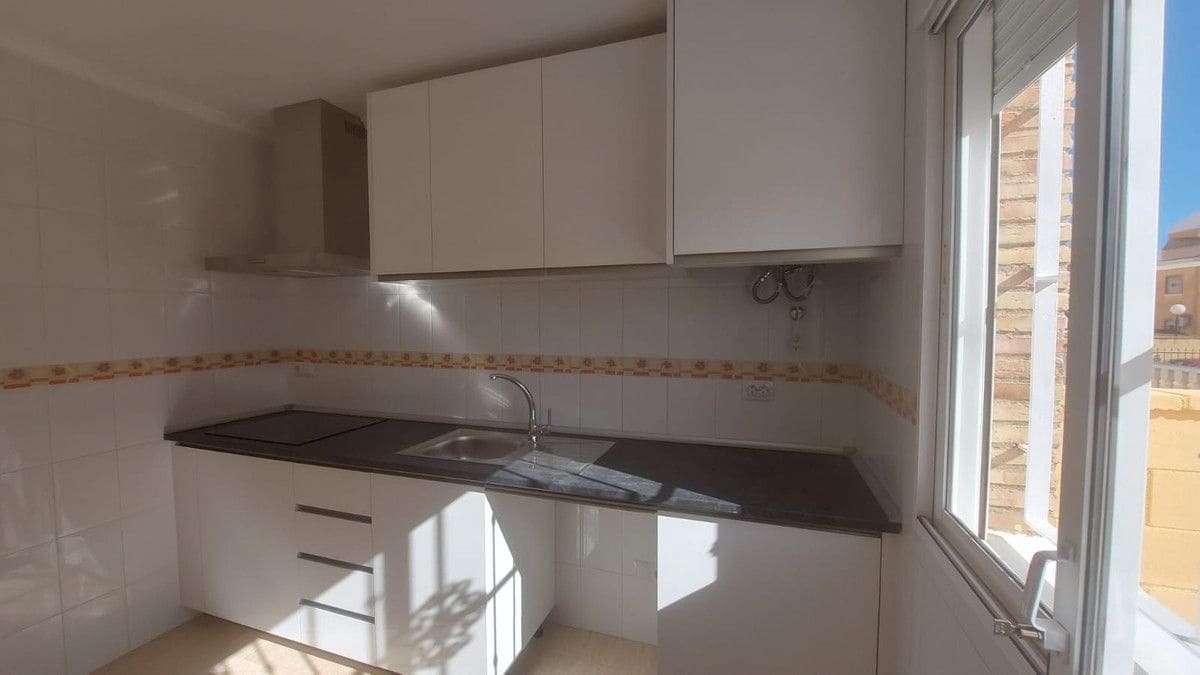 Chalet de 3 habitaciones en Rojales en venta - 265.000 € (Ref: 10017868)