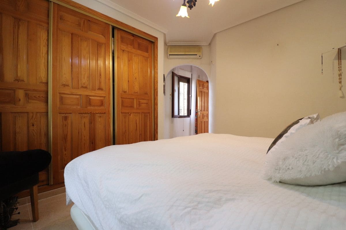 3 slaapkamer Villa te koop in Benijofar - € 365.000 (Ref: 10017869)