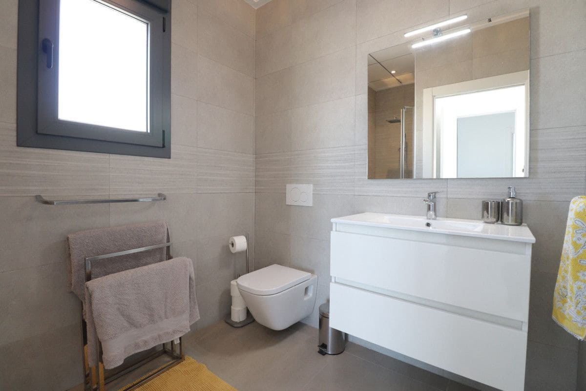 3 bedroom Villa for sale in Benijofar with pool - € 695,000 (Ref: 10017870)