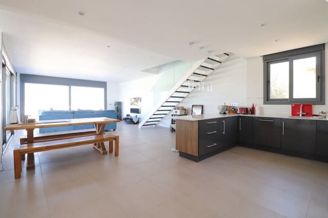 3 bedroom Villa for sale in Benijófar with pool - € 695,000 (Ref: 10017870)