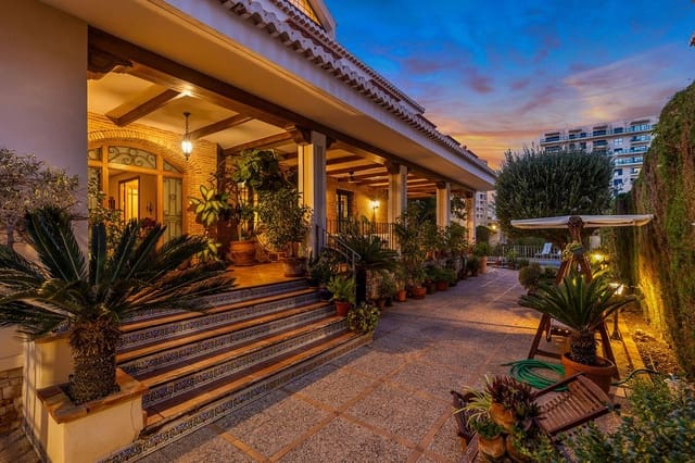 6 camera da letto Villa in vendita in Torrevieja - 2.490.000 € (Rif: 10017879)