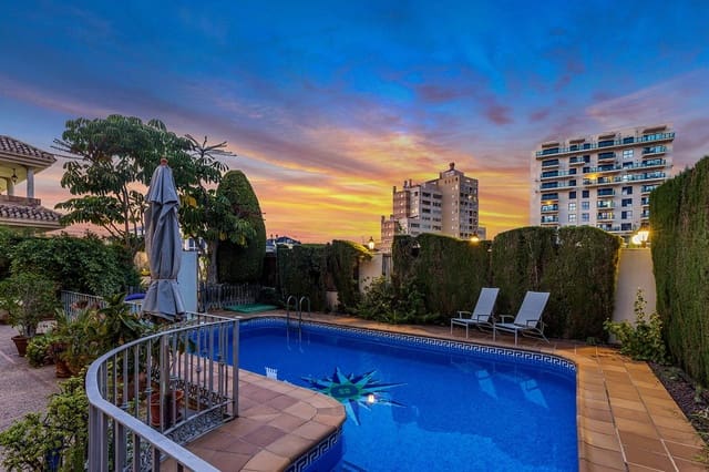 6 camera da letto Villa in vendita in Torrevieja - 2.490.000 € (Rif: 10017879)