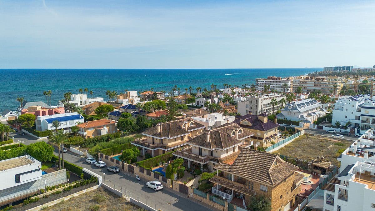 6 camera da letto Villa in vendita in Torrevieja - 2.490.000 € (Rif: 10017879)
