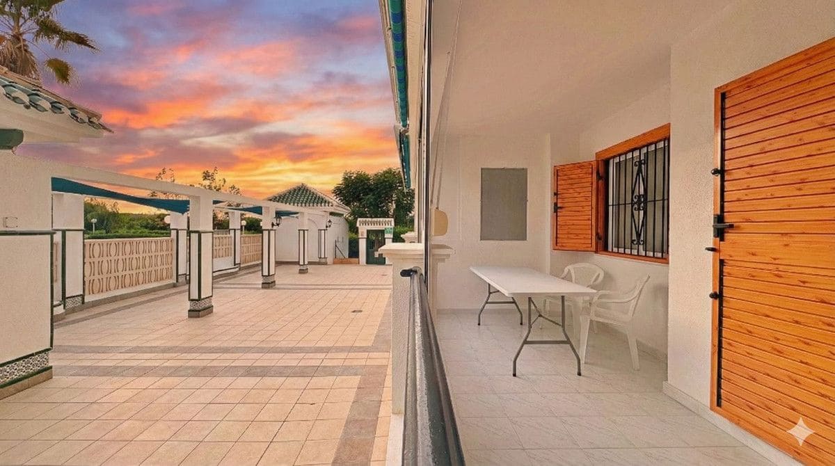 1 bedroom Apartment for sale in La Mata - € 187,900 (Ref: 10017880)