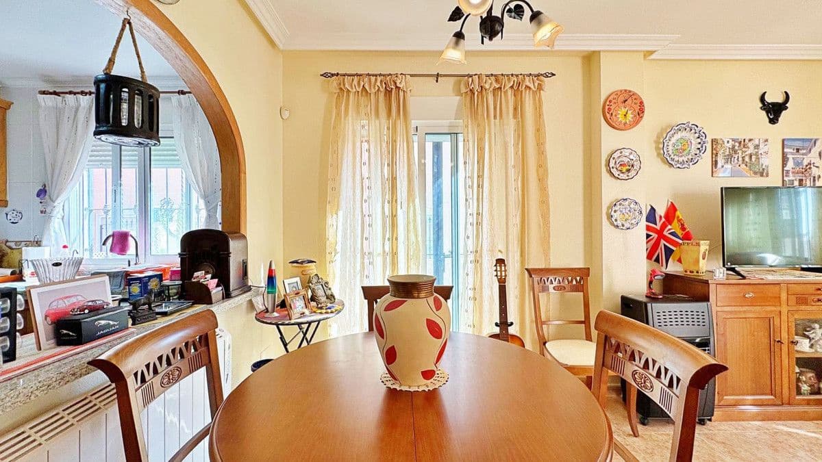 3 soverom Kjedet enebolig til salgs i Orihuela Costa - € 272 900 (Ref: 10017881)