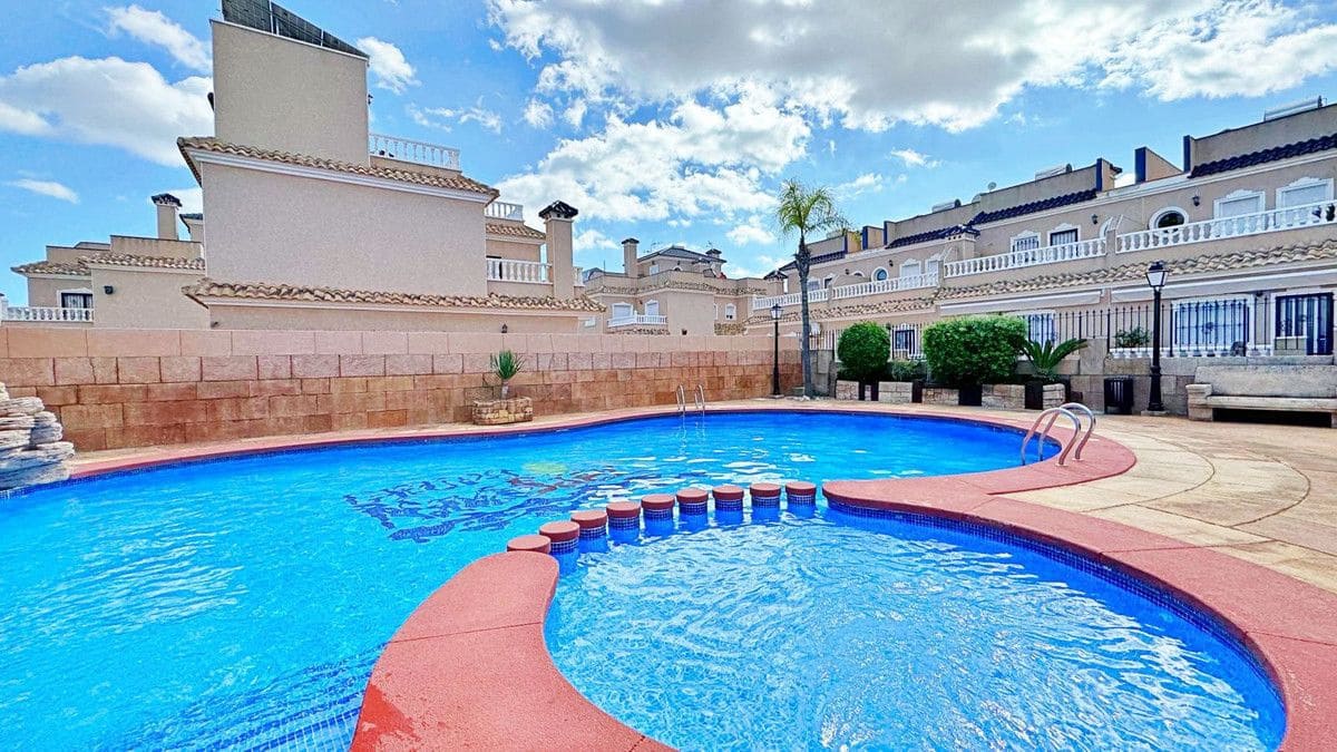3 soverom Kjedet enebolig til salgs i Orihuela Costa - € 272 900 (Ref: 10017881)