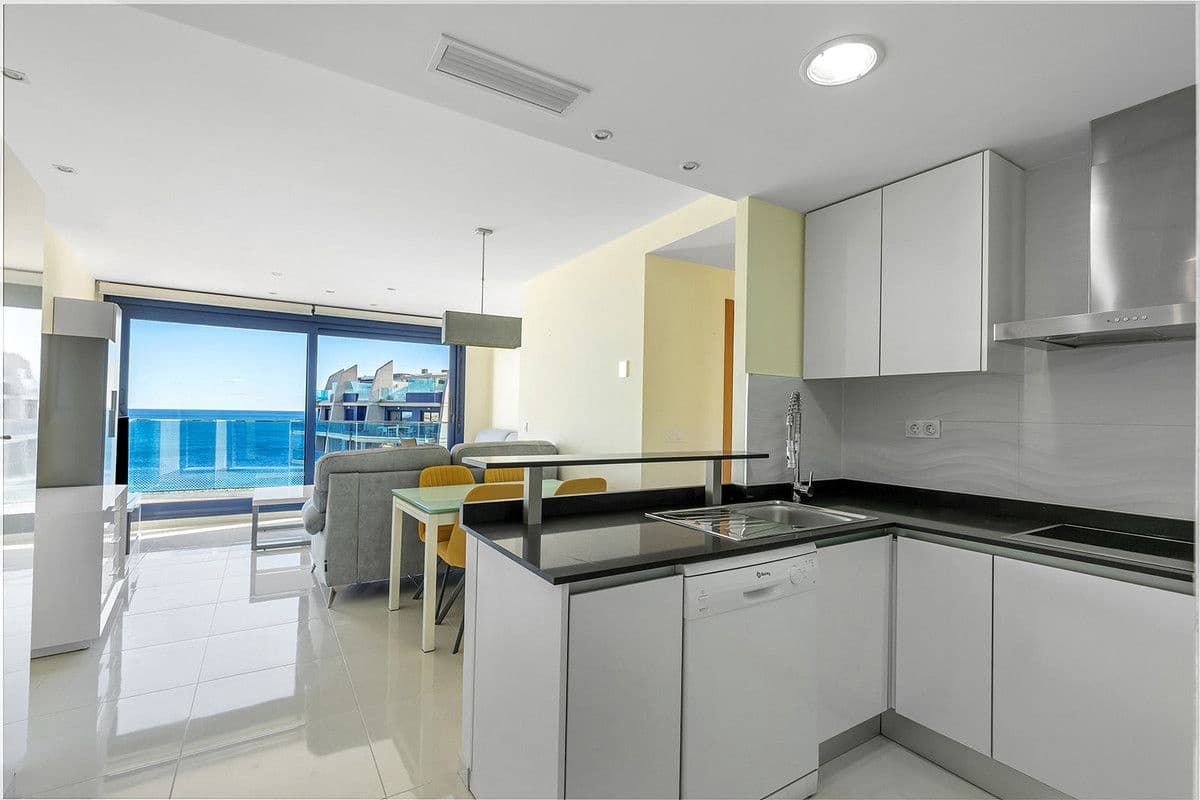 2 slaapkamer Appartement te koop in Orihuela Costa - € 699.000 (Ref: 10017883)