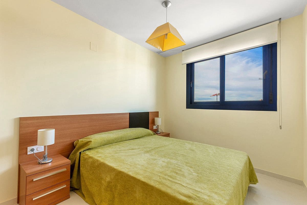 2 slaapkamer Appartement te koop in Orihuela Costa - € 699.000 (Ref: 10017883)