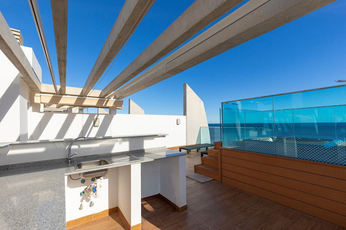 2 slaapkamer Appartement te koop in Orihuela Costa - € 699.000 (Ref: 10017883)
