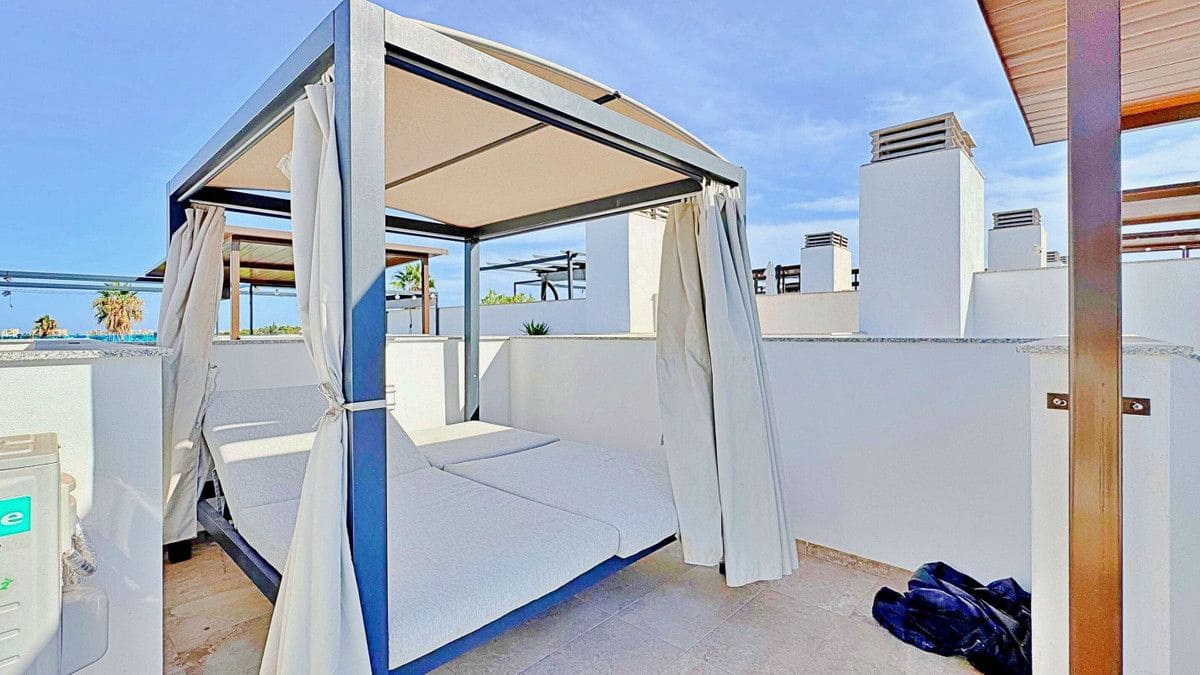 Casa de 3 habitaciones en La Florida en venta - 326.000 € (Ref: 10017888)