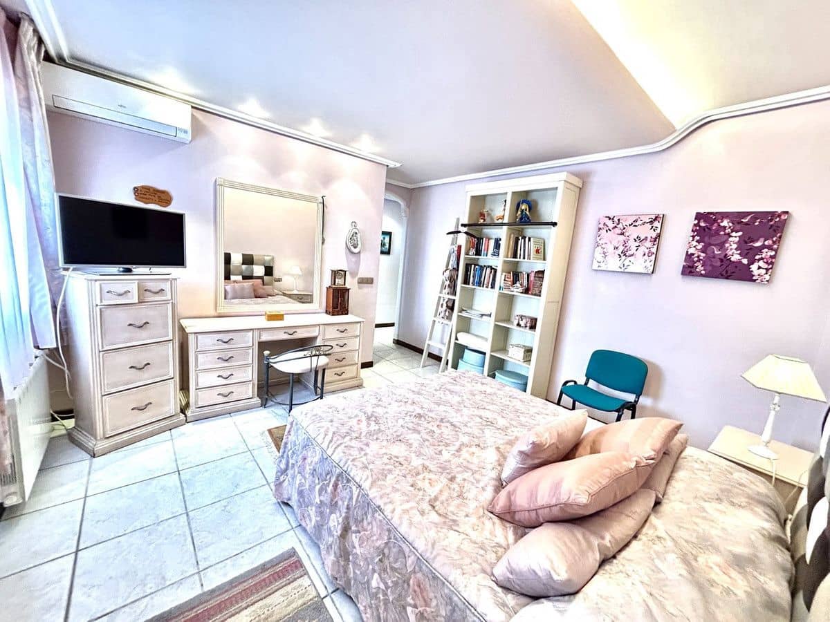 6 sypialnia Willa na sprzedaż w La Mata - 950 000 € (Ref: 10017890)