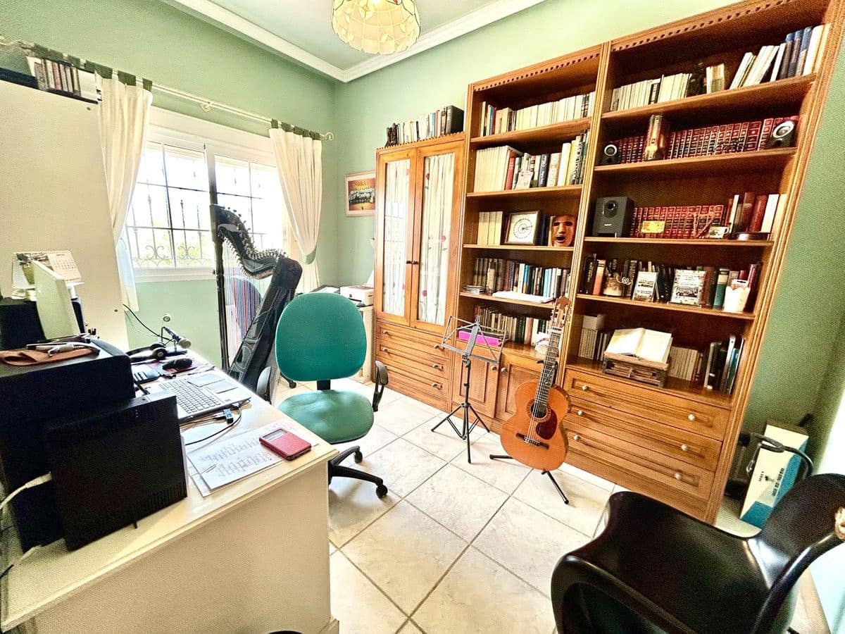 6 sypialnia Willa na sprzedaż w La Mata - 950 000 € (Ref: 10017890)