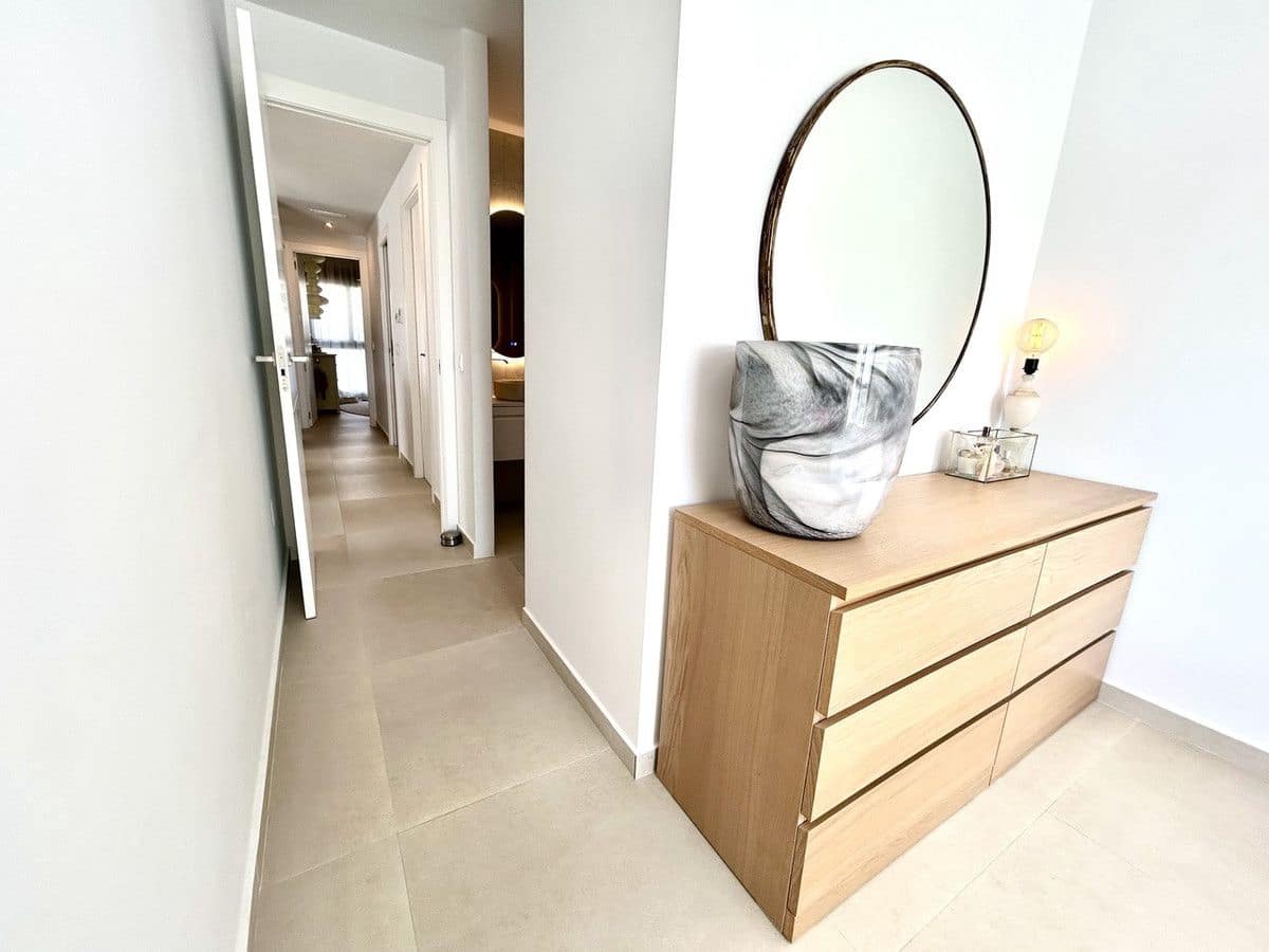 4 bedroom Villa for sale in San Miguel de Salinas - € 605,000 (Ref: 10017891)