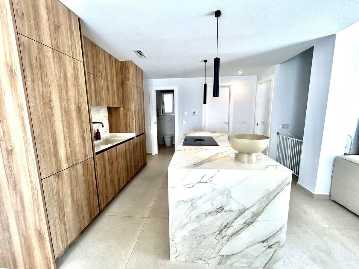 4 bedroom Villa for sale in San Miguel de Salinas - € 605,000 (Ref: 10017891)