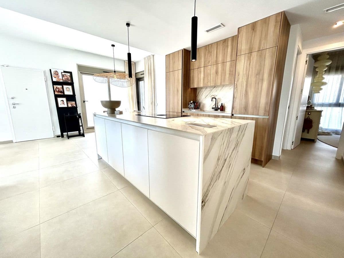 4 bedroom Villa for sale in San Miguel de Salinas - € 605,000 (Ref: 10017891)