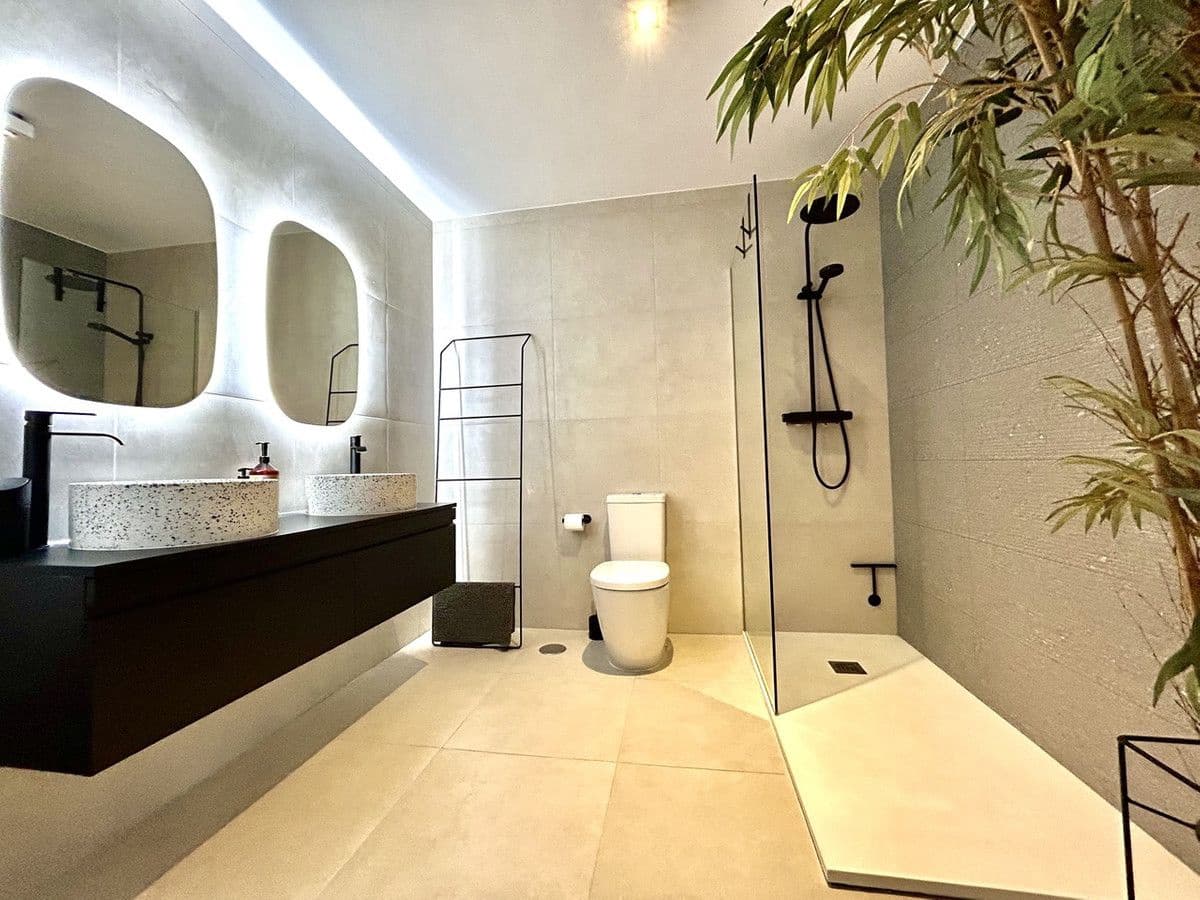 4 bedroom Villa for sale in San Miguel de Salinas - € 605,000 (Ref: 10017891)