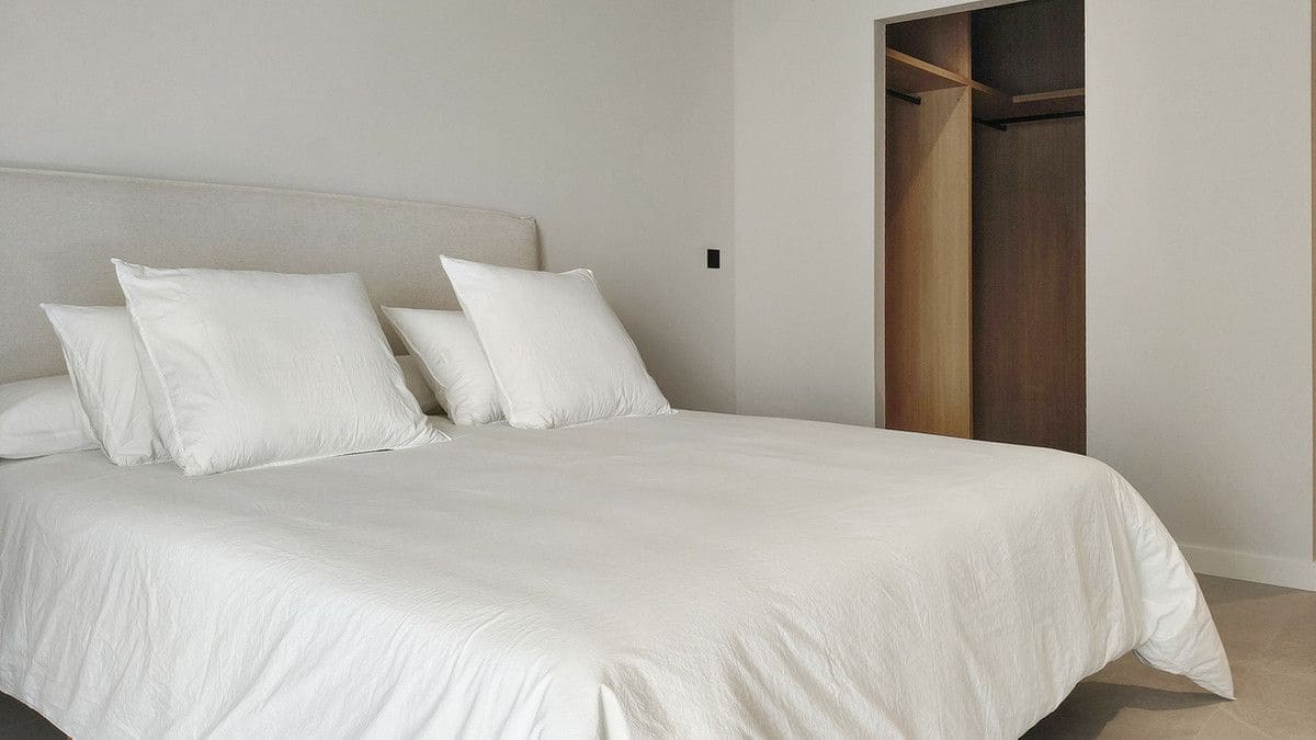 4 bedroom Villa for sale in Dona Pepa - € 788,750 (Ref: 10017893)