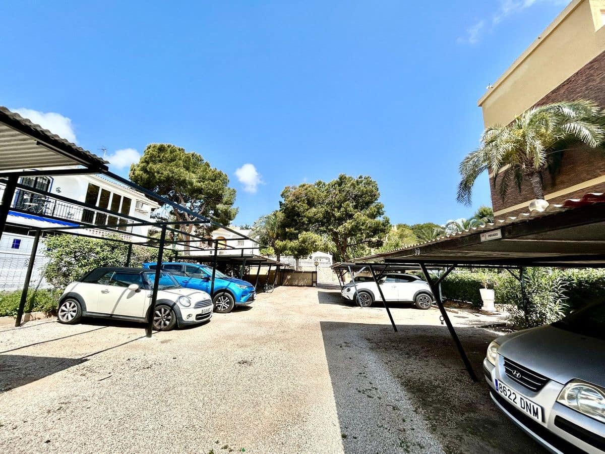 2 bedroom Apartment for sale in La Zenia - € 189,900 (Ref: 10017896)