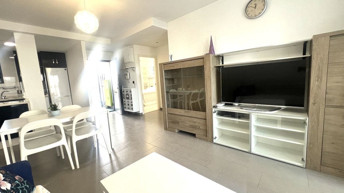 2 bedroom Apartment for sale in La Zenia - € 275,000 (Ref: 10017897)