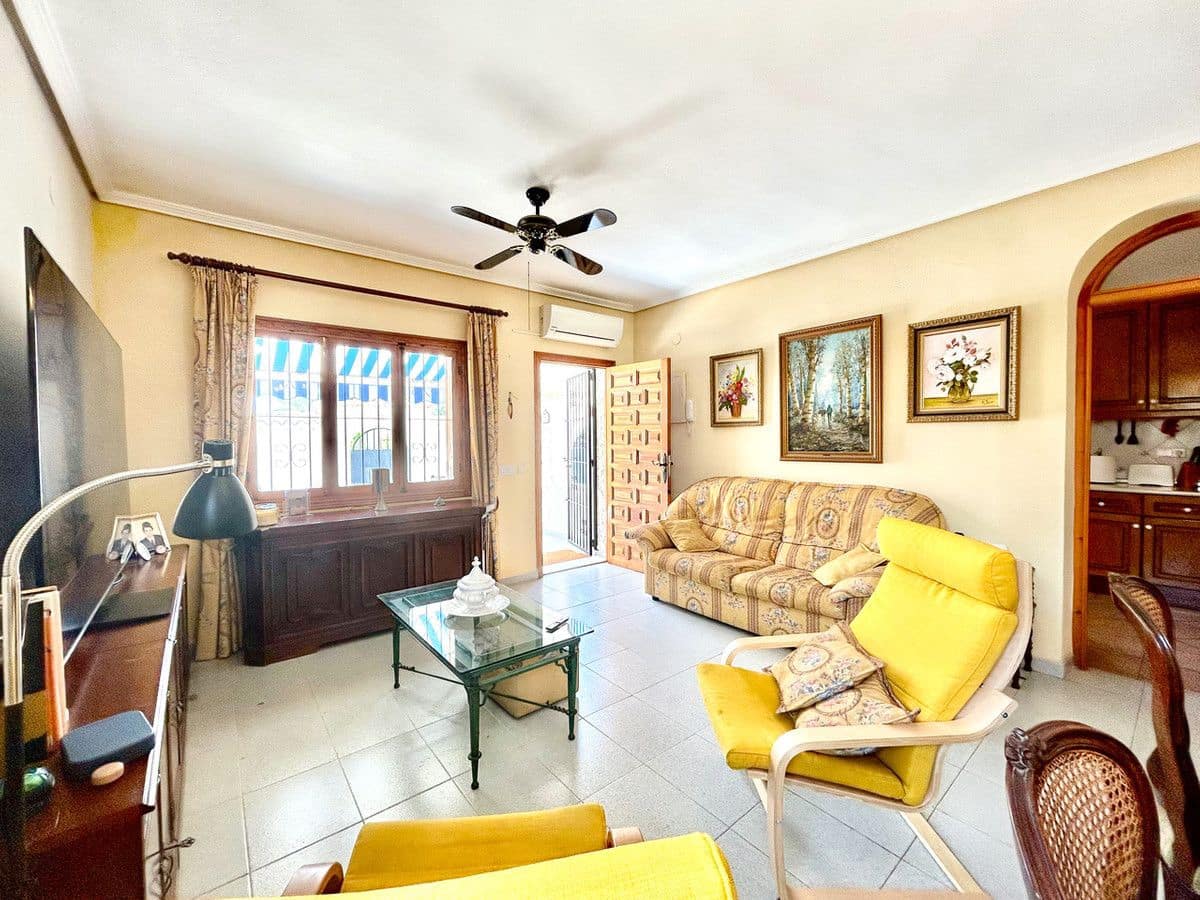 3 Zimmer Villa zu verkaufen in La Zenia - 630.000 € (Ref: 10017899)
