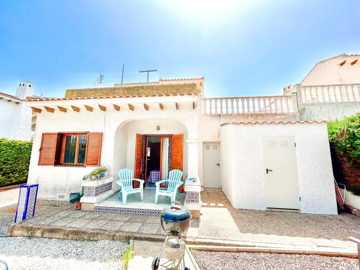 3 Zimmer Villa zu verkaufen in La Zenia - 630.000 € (Ref: 10017899)