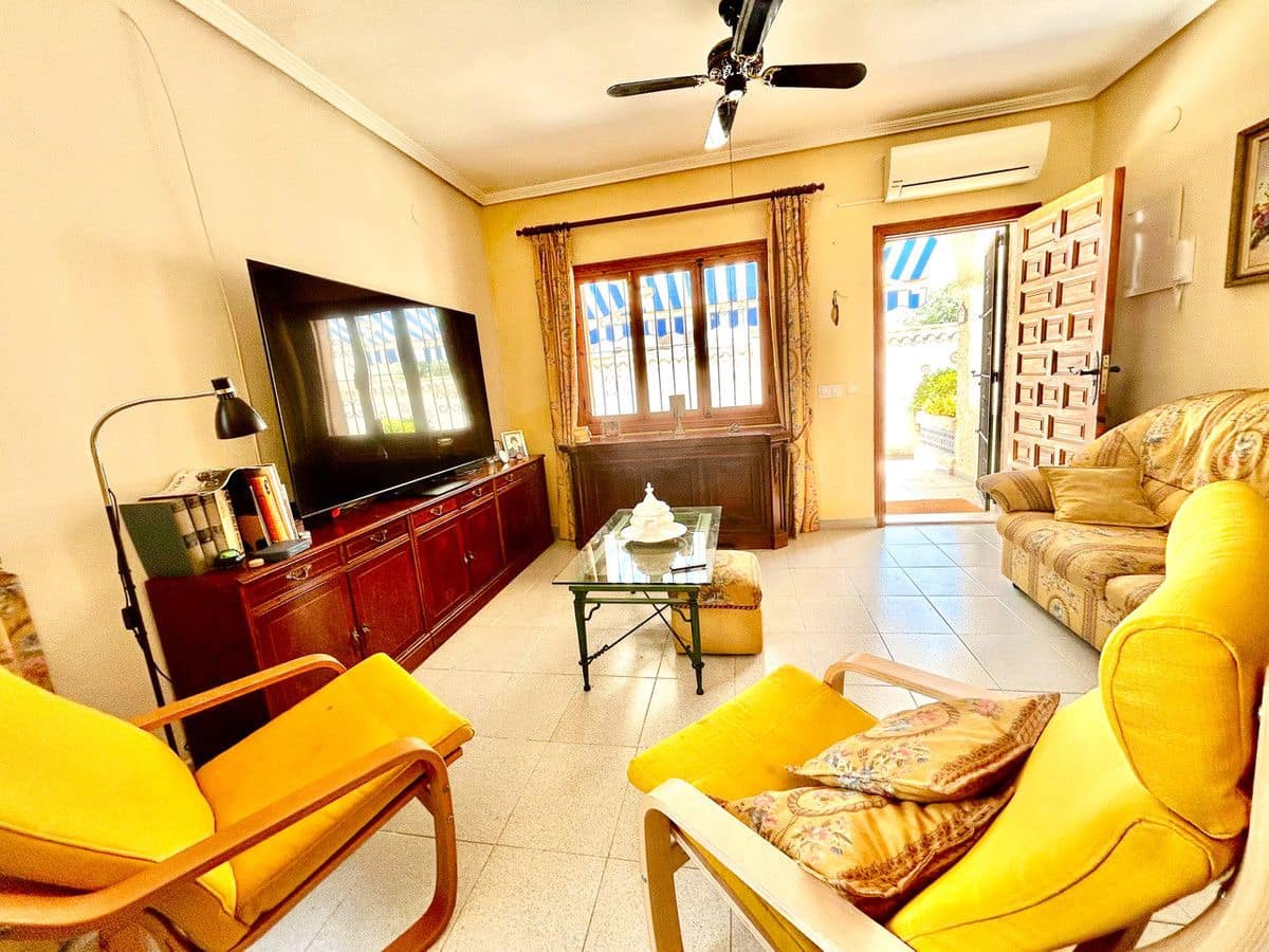 3 Zimmer Villa zu verkaufen in La Zenia - 630.000 € (Ref: 10017899)