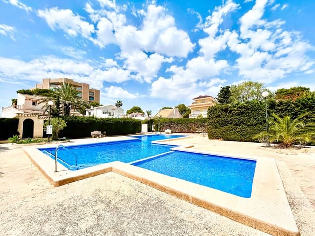 3 Zimmer Villa zu verkaufen in La Zenia, Orihuela - 630.000 € (Ref: 10017899)
