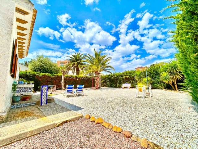 3 Zimmer Villa zu verkaufen in La Zenia, Orihuela - 630.000 € (Ref: 10017899)