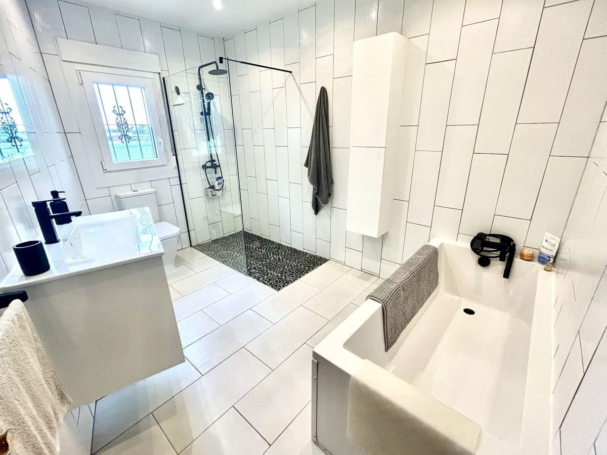 4 makuuhuone Huvila myytävänä paikassa Catral - 549 000 € (Ref: 10017900)