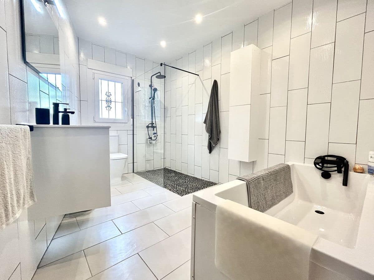 4 makuuhuone Huvila myytävänä paikassa Catral - 549 000 € (Ref: 10017900)