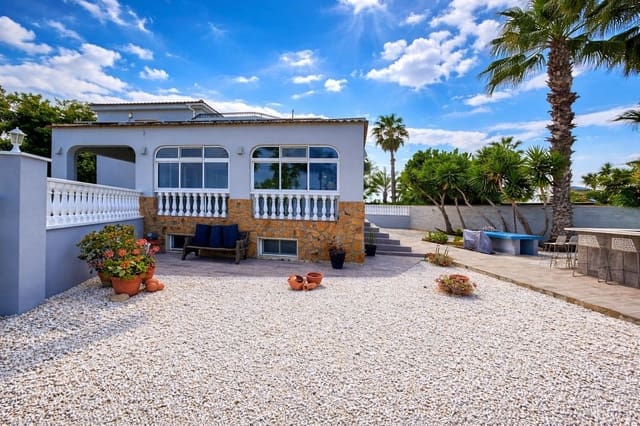4 makuuhuone Huvila myytävänä paikassa Catral - 549 000 € (Ref: 10017900)