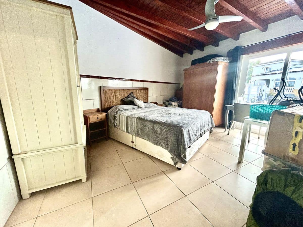 4 makuuhuone Huvila myytävänä paikassa Catral - 549 000 € (Ref: 10017900)