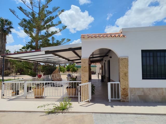 6 bedroom Villa for sale in Los Montesinos - € 785,000 (Ref: 10017903)