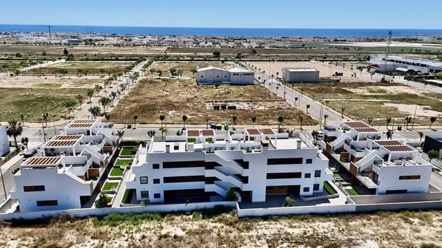 Apartamento de 2 habitaciones en Pilar de la Horadada en venta - 330.000 € (Ref: 10017907)