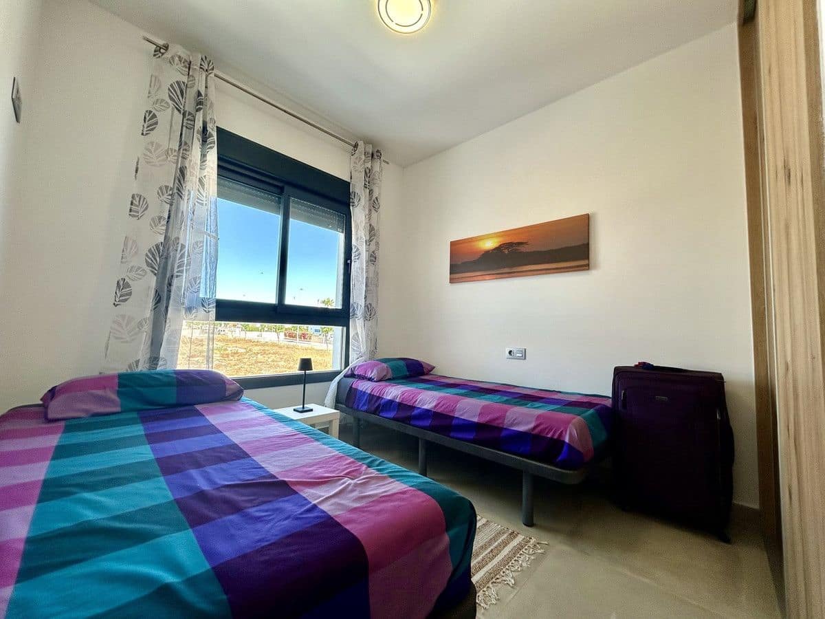 Apartamento de 2 habitaciones en Pilar de la Horadada en venta - 330.000 € (Ref: 10017907)