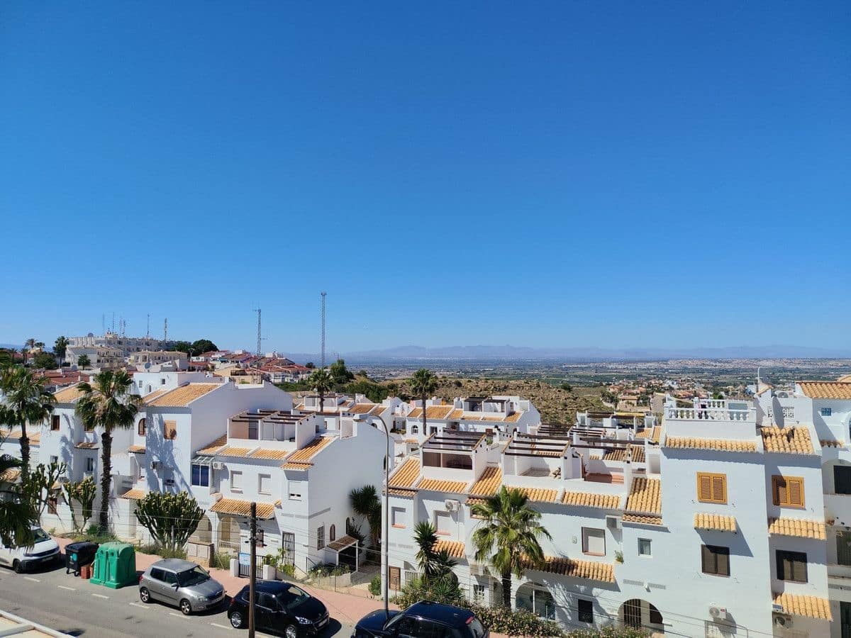 2 sovrum Villa till salu i Dona Pepa - 215 000 € (Ref: 10017908)