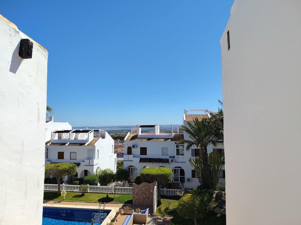 2 sovrum Villa till salu i Dona Pepa - 215 000 € (Ref: 10017908)