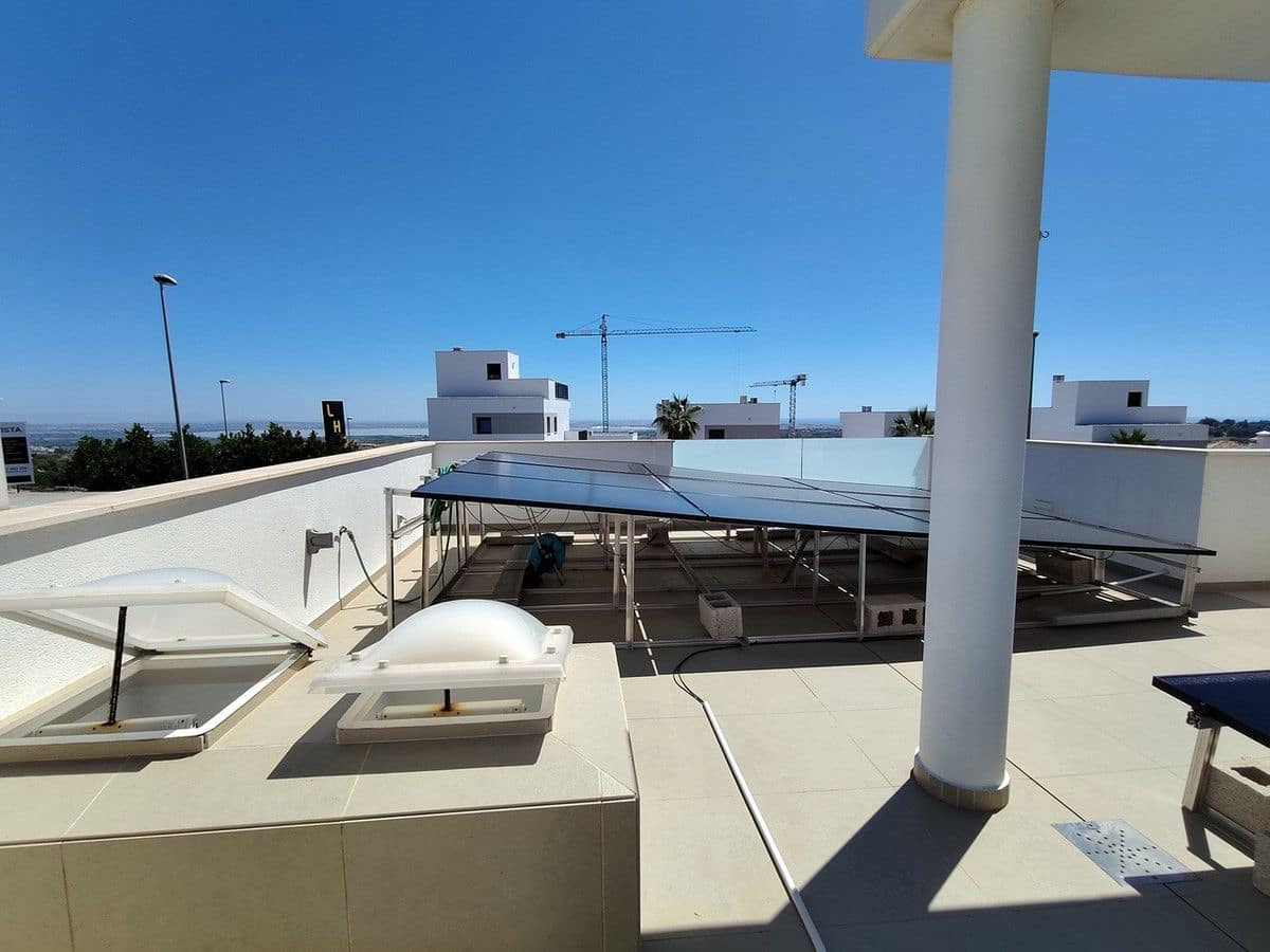 3 bedroom Villa for sale in San Miguel de Salinas - € 399,000 (Ref: 10017909)