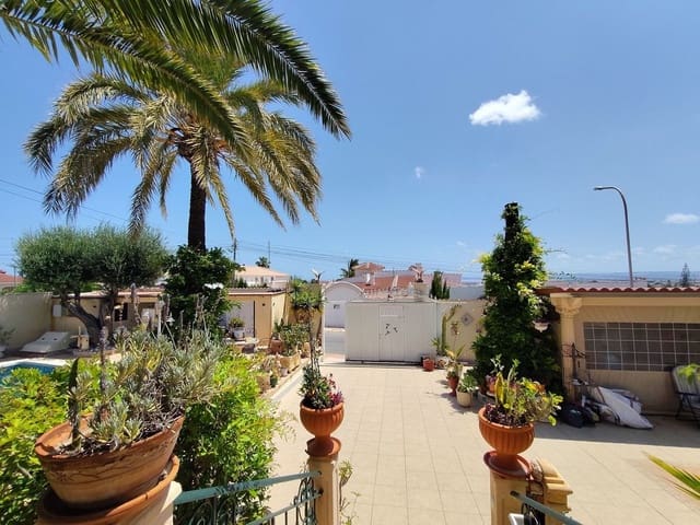 3 bedroom Villa for sale in Rojales - € 550,000 (Ref: 10017910)