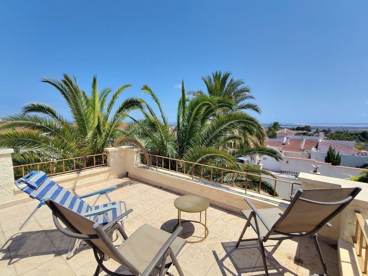 3 bedroom Villa for sale in Rojales - € 550,000 (Ref: 10017910)