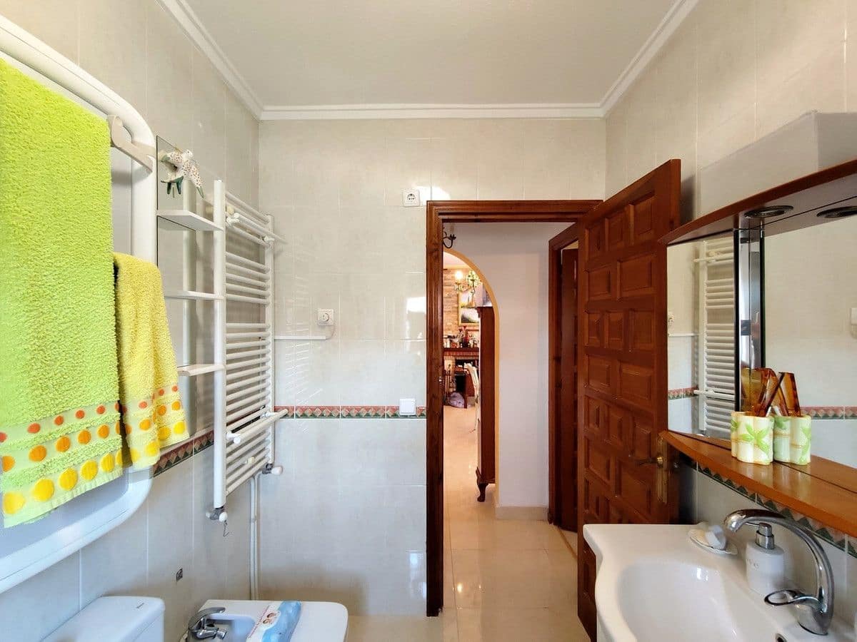 3 bedroom Villa for sale in Rojales - € 550,000 (Ref: 10017910)
